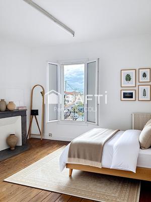 Bureau - 154 m² - 9 pièces