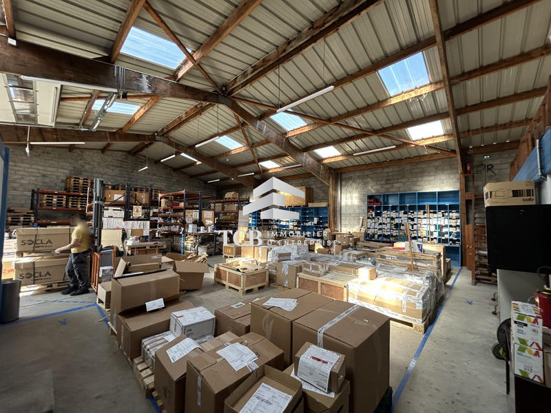 Local d'activités - 410 m²
