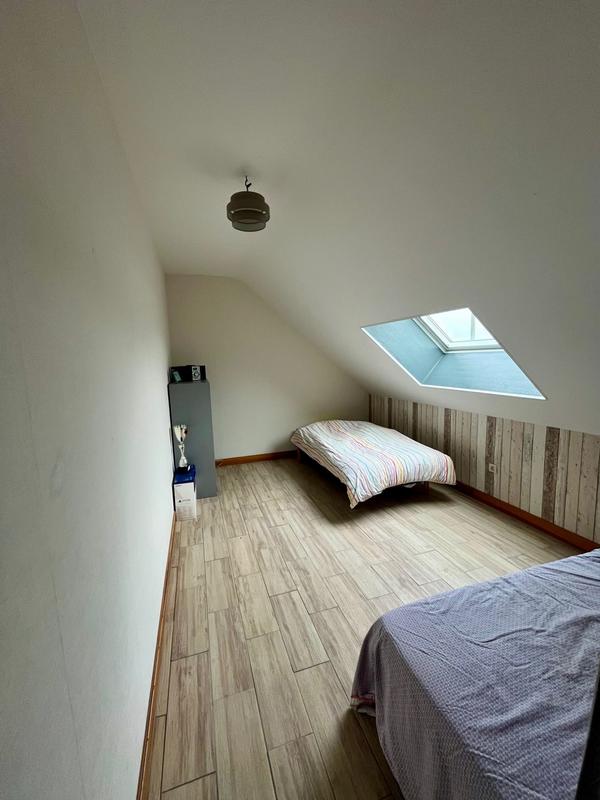 Maison traditionnelle - 183 m² - 7 pièces