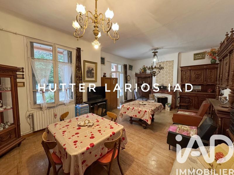 Maison - 220 m² - 9 pièces