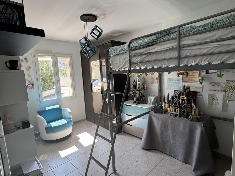 Villa - 111 m² - 4 pièces