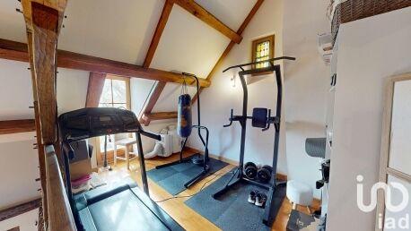 Maison - 210 m² - 7 pièces