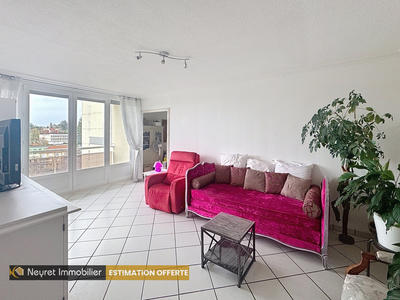Appartement - 102 m² - 5 pièces