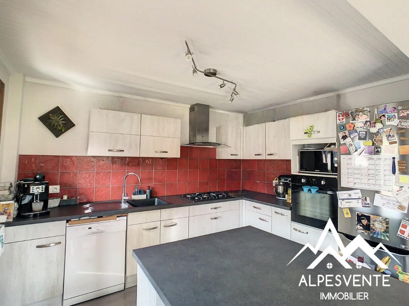 Appartement - 75 m² - 3 pièces