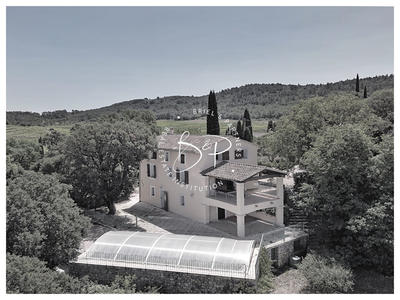 Maison - 135 m² - 5 pièces