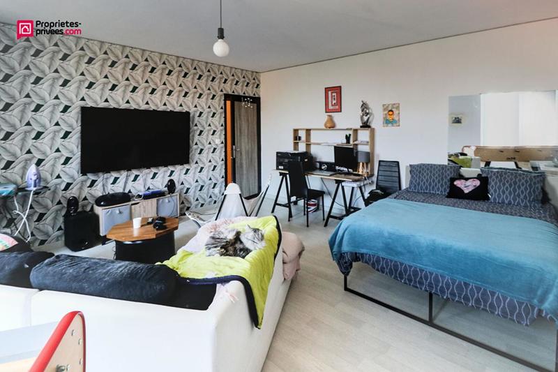 Maison - 232 m² - 7 pièces