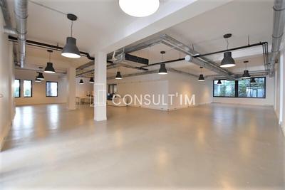 Bureau - 216 m²