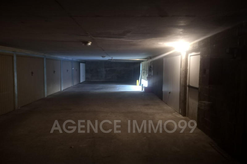 Parking / Garage - 13 m²