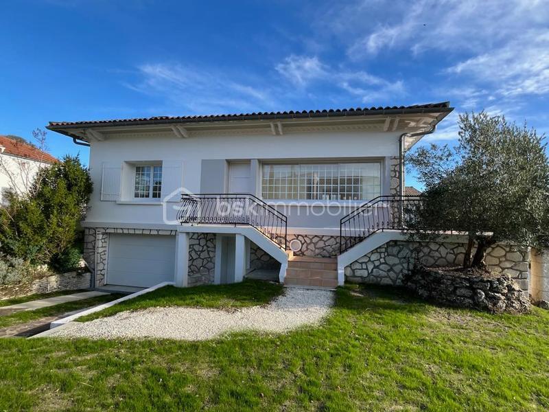 Villa - 159 m² - 6 pièces
