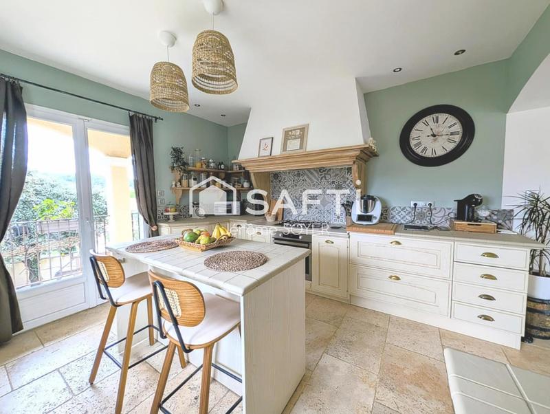 Villa - 179 m² - 6 pièces