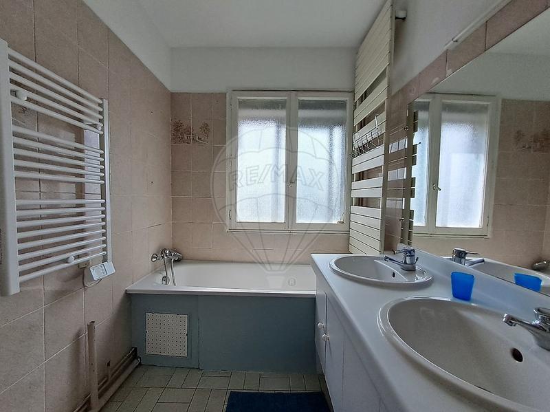 Appartement - 12 m² - 2 pièces