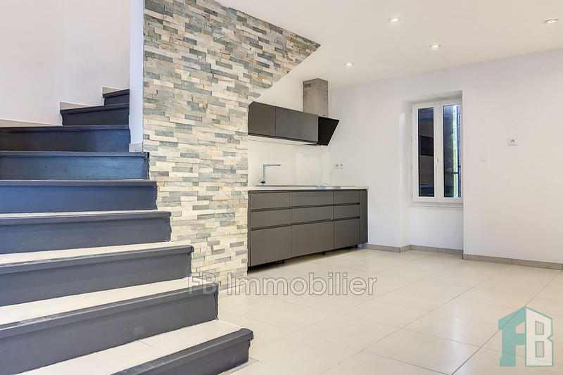 Maison de village - 106 m² - 4 pièces