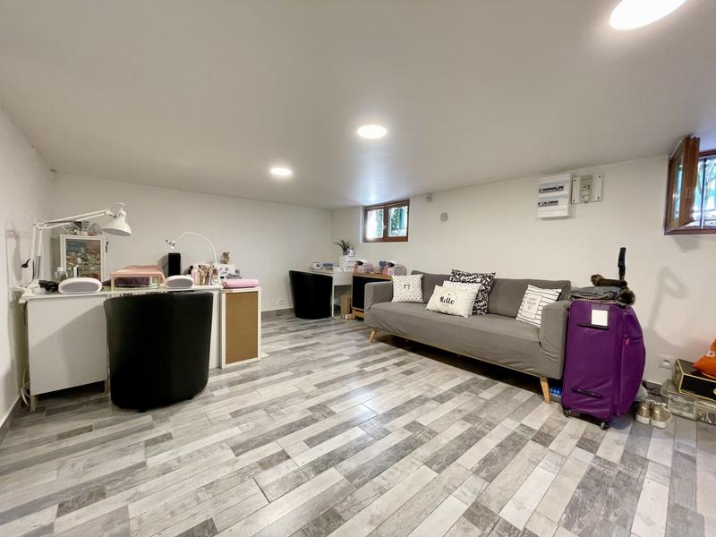 Maison - 141 m² - 5 pièces