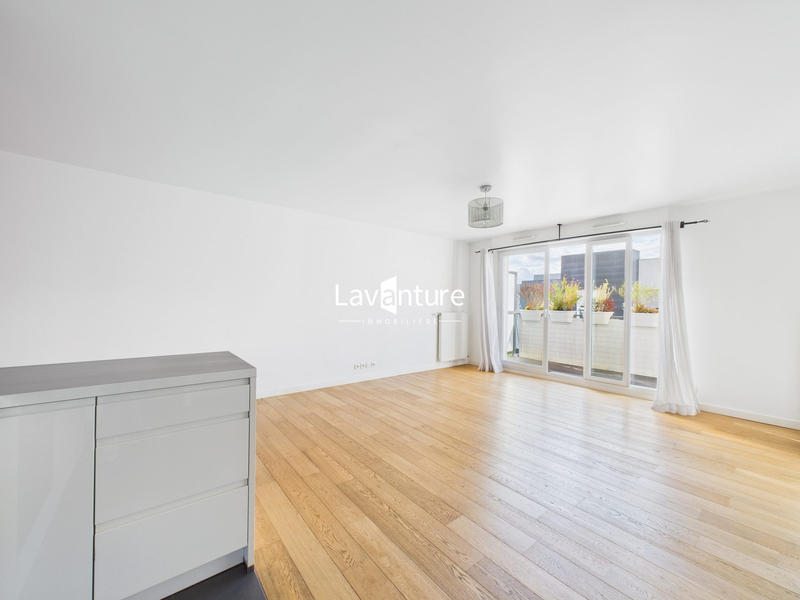 Appartement - 96 m² - 5 pièces