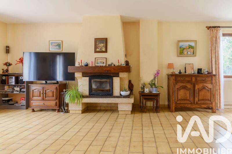 Maison - 225 m² - 8 pièces