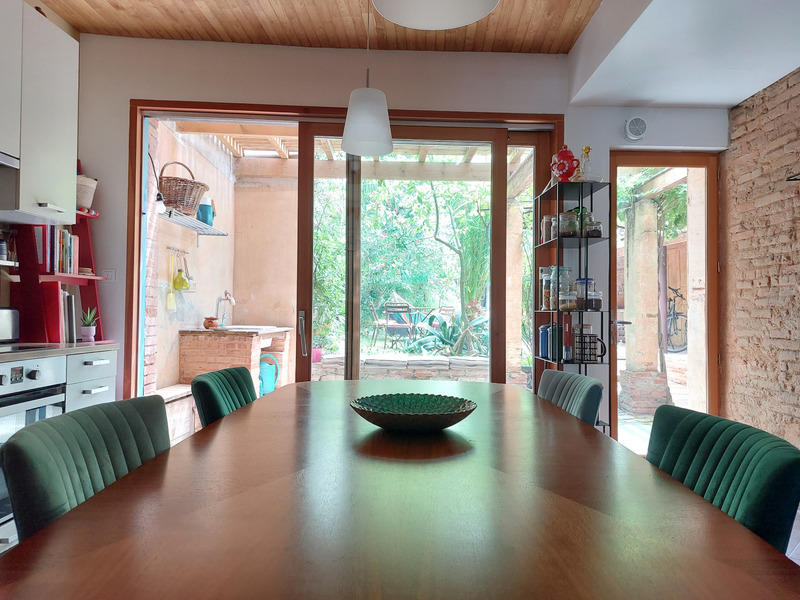 Maison - 200 m² - 7 pièces