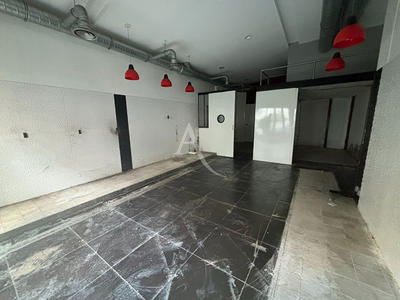 Local commercial - 60 m²