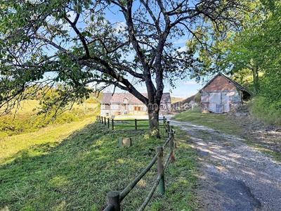 Maison - 107 m² - 6 pièces