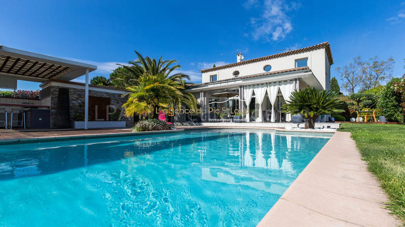 Maison contemporaine - 169 m² - 6 pièces