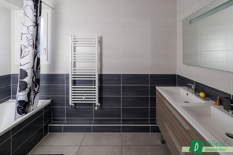 Appartement - 92 m² - 4 pièces