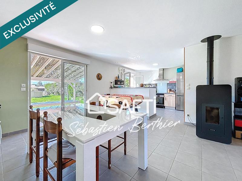 Maison - 136 m² - 6 pièces