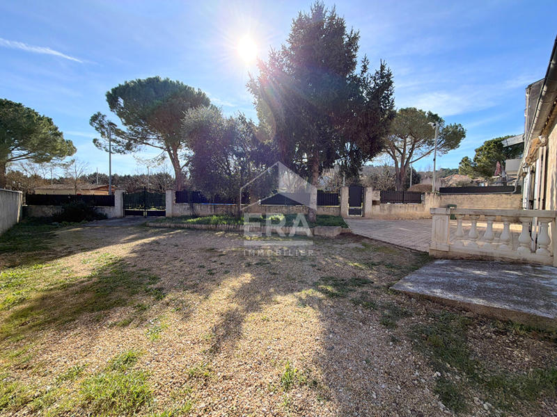 Maison - 104 m² - 4 pièces