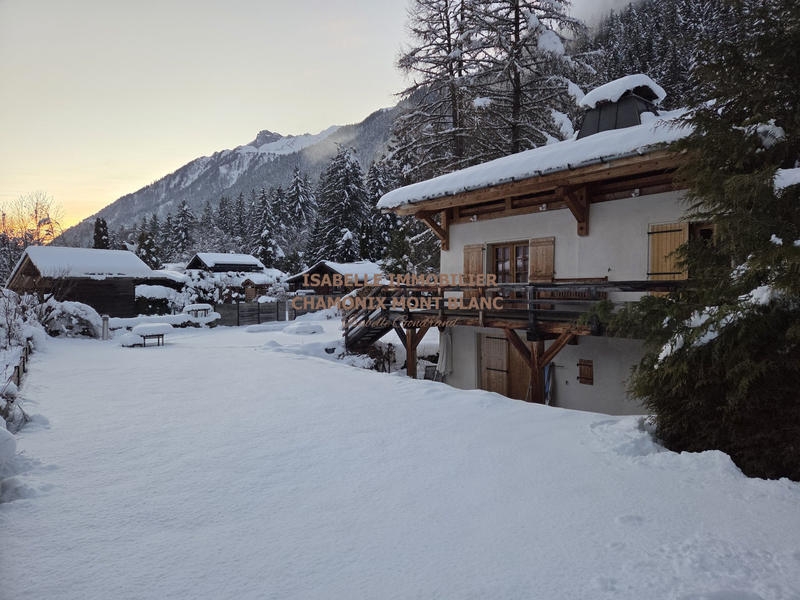 Châlet - 188 m² - 7 pièces