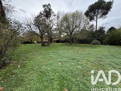 Maison - 271 m² - 6 pièces