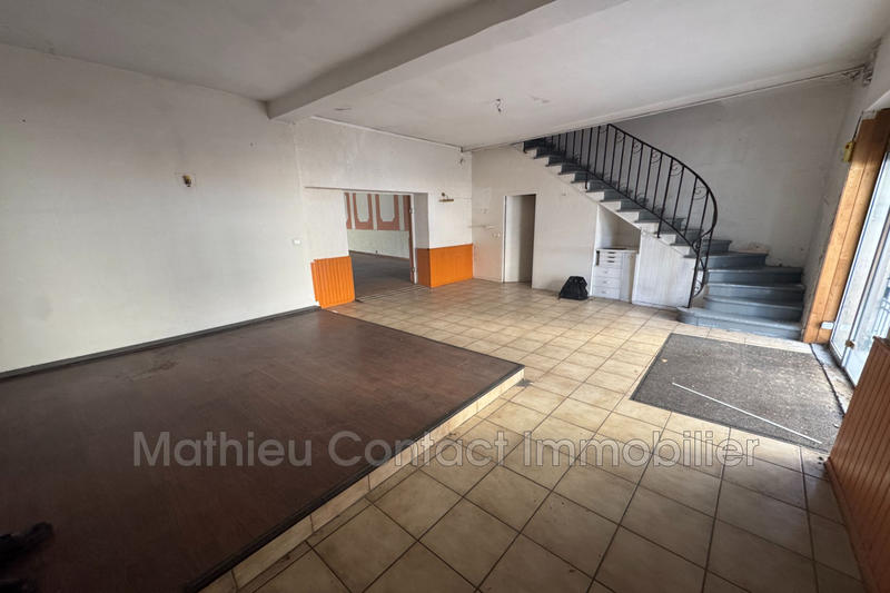 Maison - 206 m² - 4 pièces