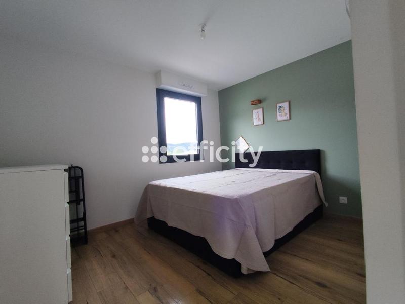 Maison - 138 m² - 7 pièces