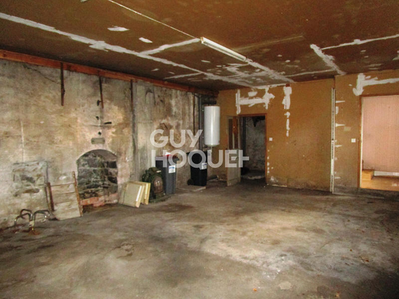 Maison - 90 m² - 5 pièces