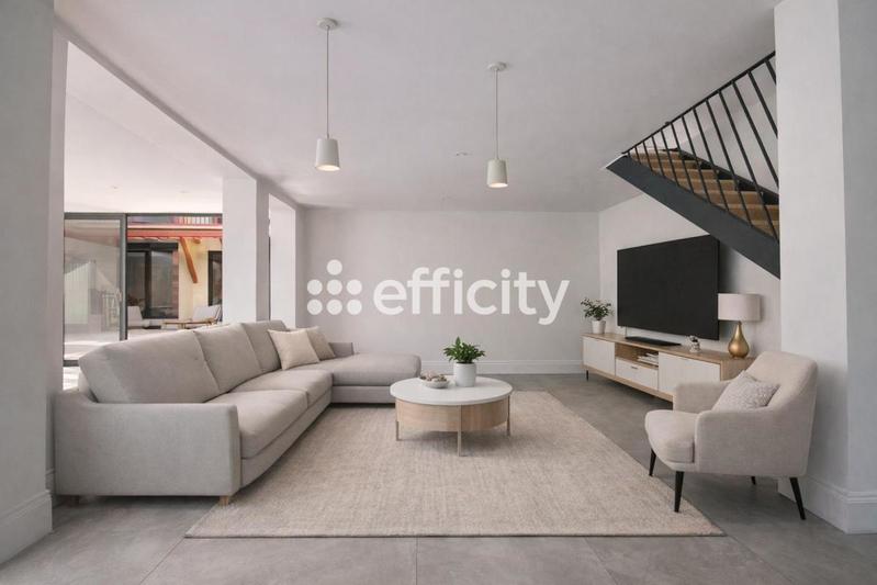 Maison de ville - 255 m² - 7 pièces