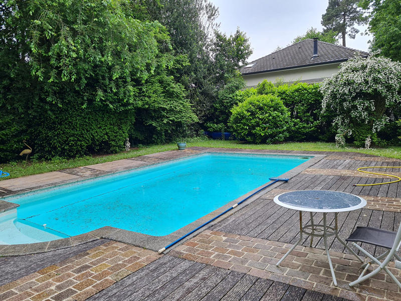 Maison - 200 m² - 7 pièces