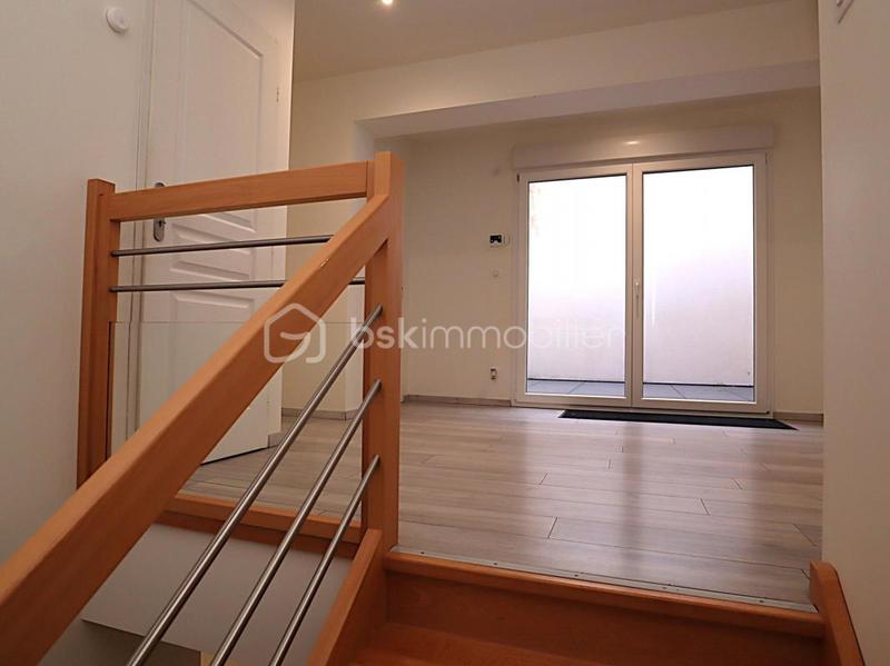 Maison de ville - 256 m² - 6 pièces