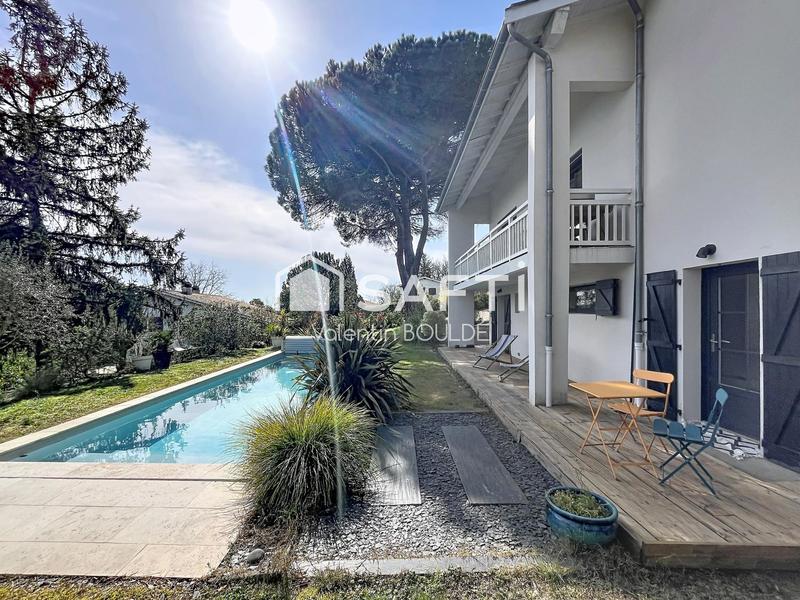 Maison - 182 m² - 7 pièces