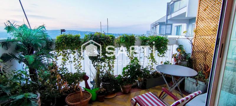 Appartement - 104 m² - 5 pièces