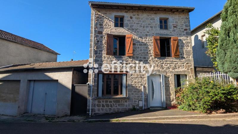 Maison - 96 m² - 5 pièces