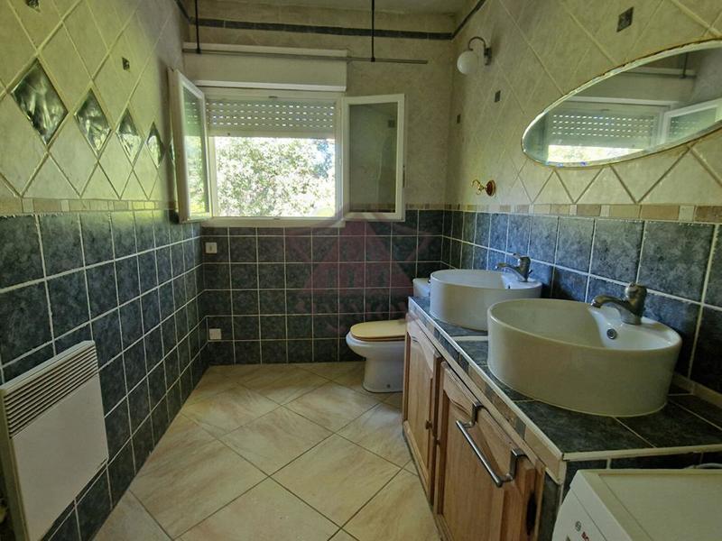 Maison - 157 m² - 6 pièces