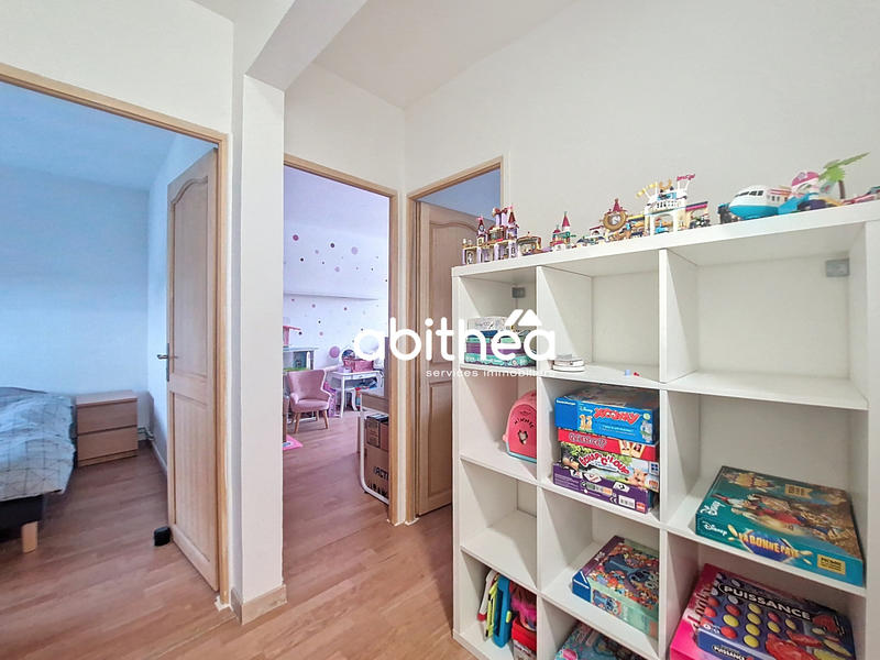 Maison - 102 m² - 4 pièces