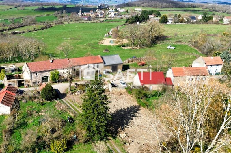 Maison - 230 m² - 7 pièces