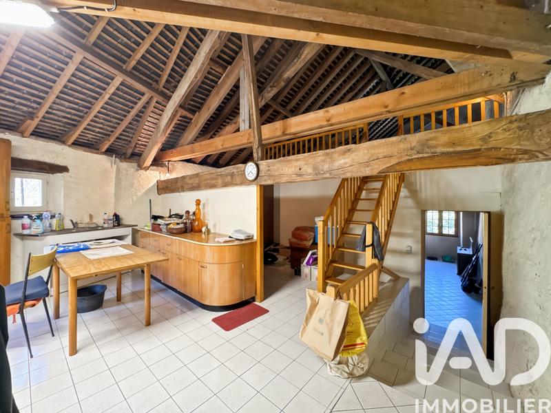 Maison - 256 m² - 10 pièces