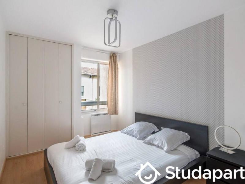 Chambre - 12 m² - 1 pièce