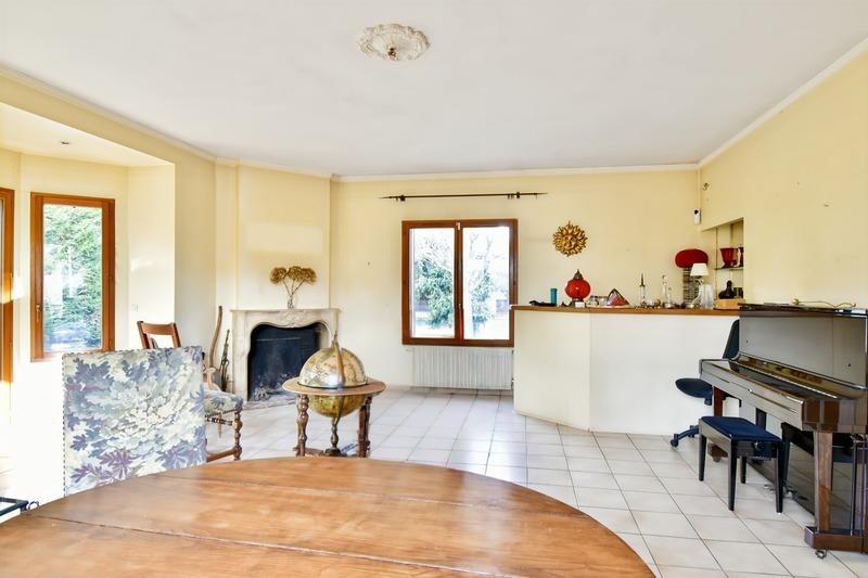 Maison - 189 m² - 8 pièces