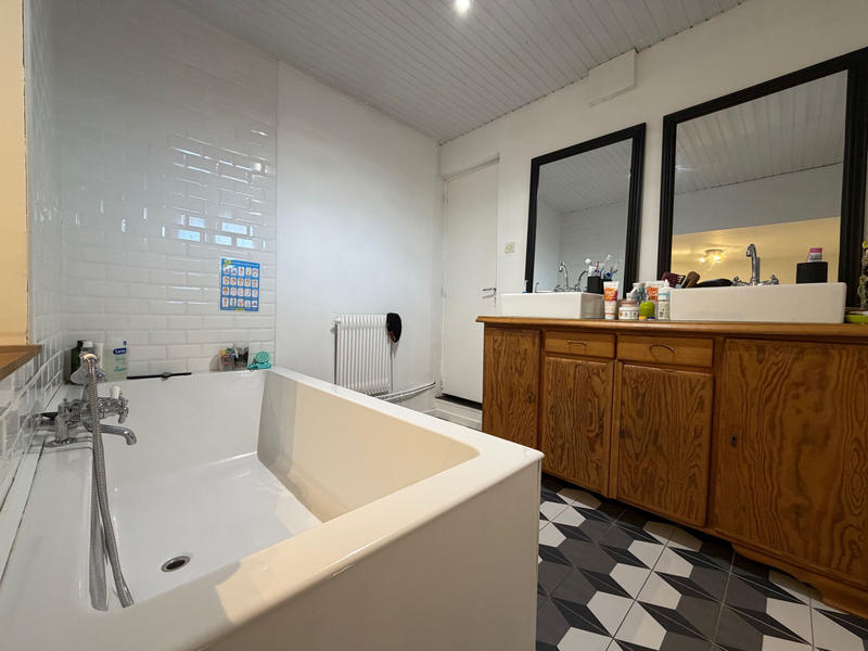 Maison - 165 m² - 5 pièces