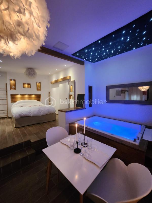 Immeuble - 216 m² - 8 pièces