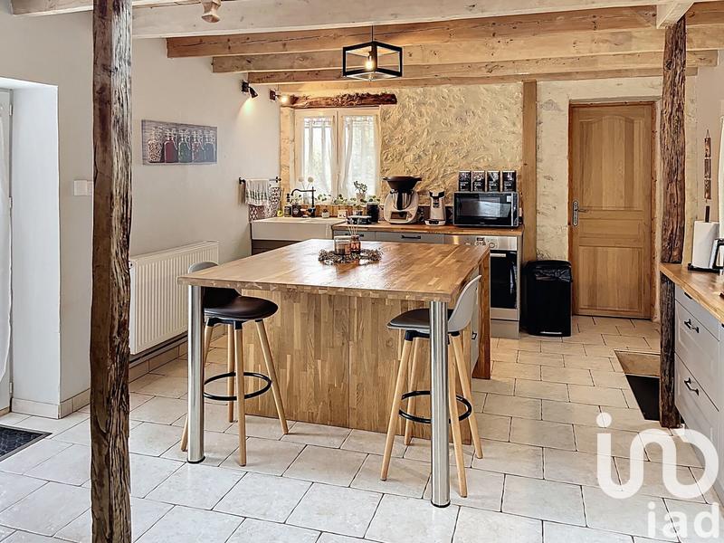 Maison - 140 m² - 5 pièces