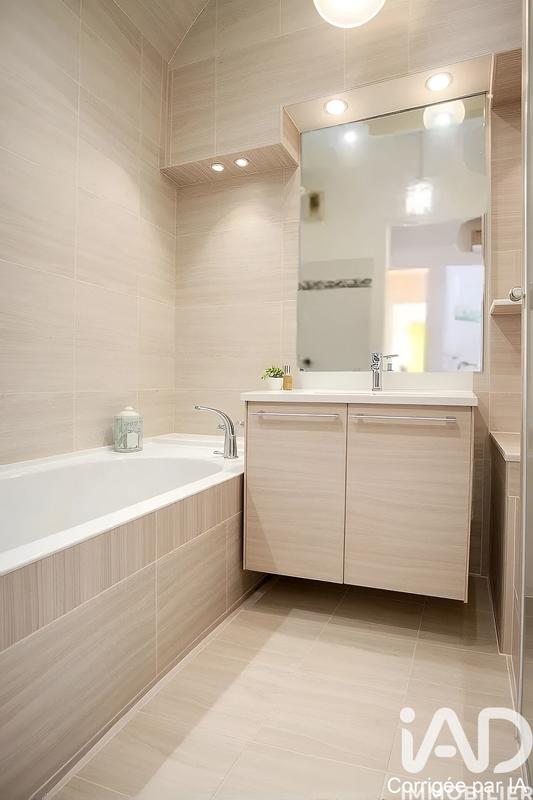 Appartement - 92 m² - 4 pièces