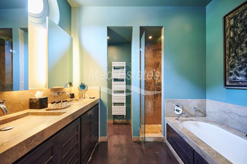 Villa - 550 m² - 10 pièces