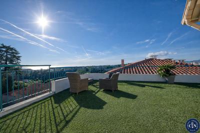 Appartement - 89 m² - 3 pièces