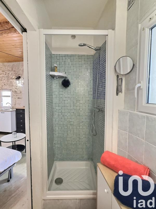 Studio - 15 m² - 1 pièce